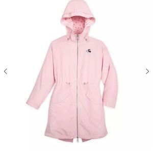 Disney pink jacket size XS run like Small